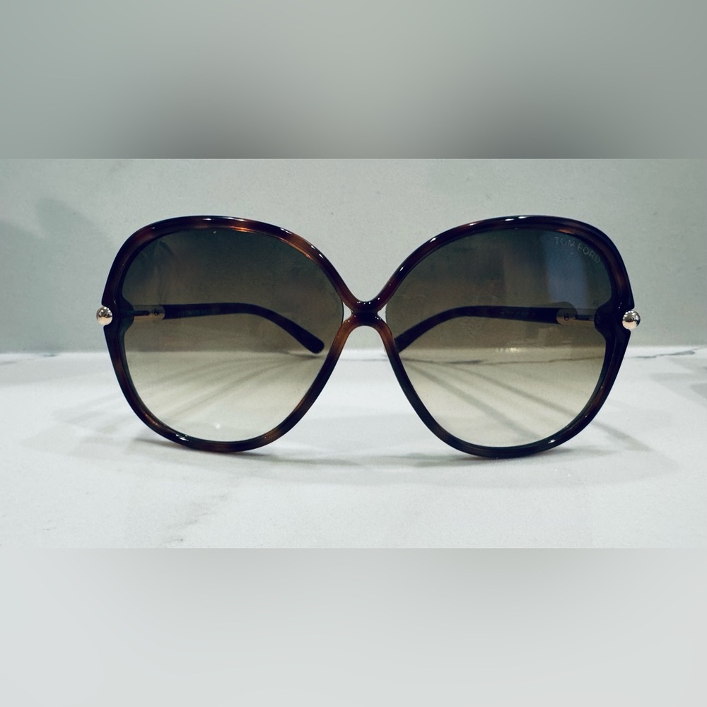 Tom Ford Oversized Tortoiseshell Gradient Brown Sunglasses